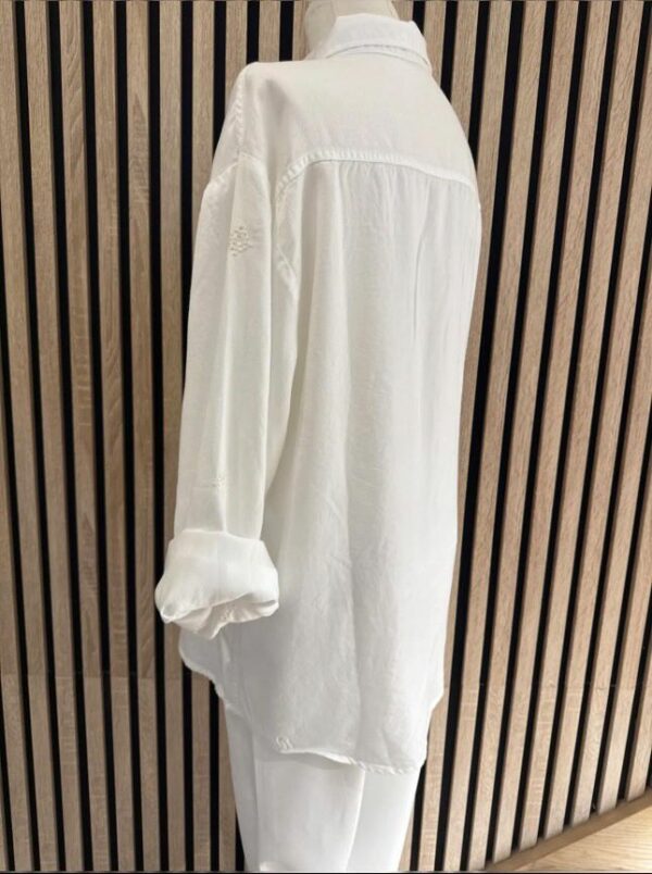 Chemise Blanche Brodée – Image 3