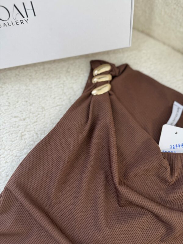 Pull Éclat Doré – Image 3