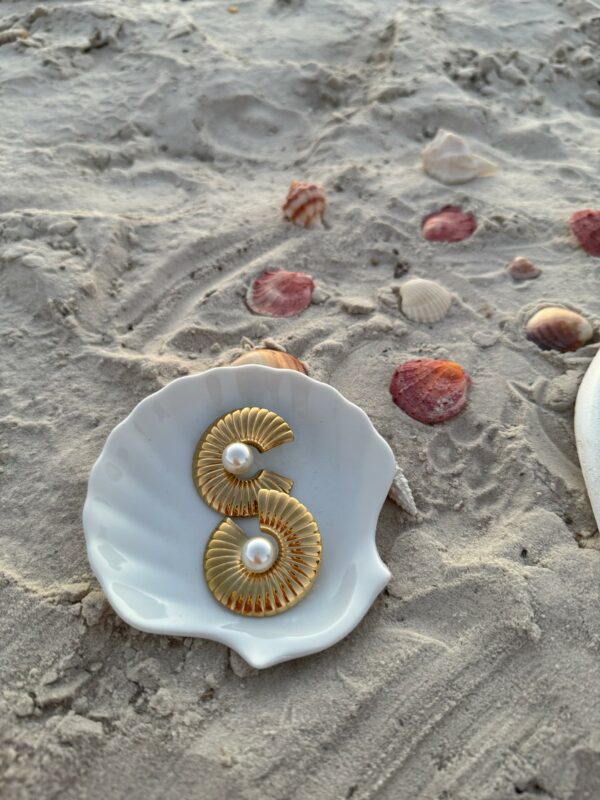 Boucle Coquillage Doré – Image 2