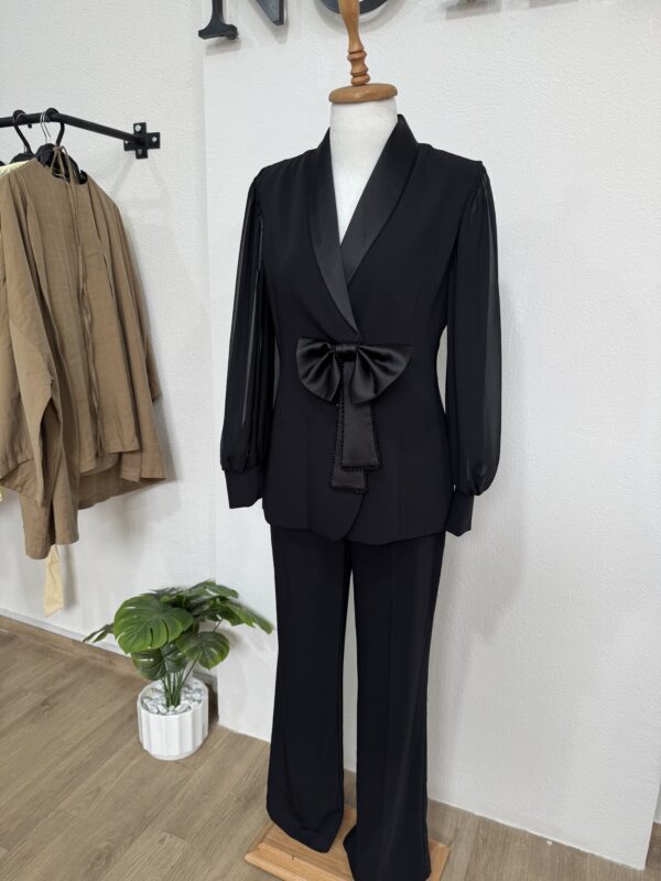 Ensemble Noir Raffiné – Image 6