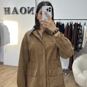 Veste en suédine à col contrasté