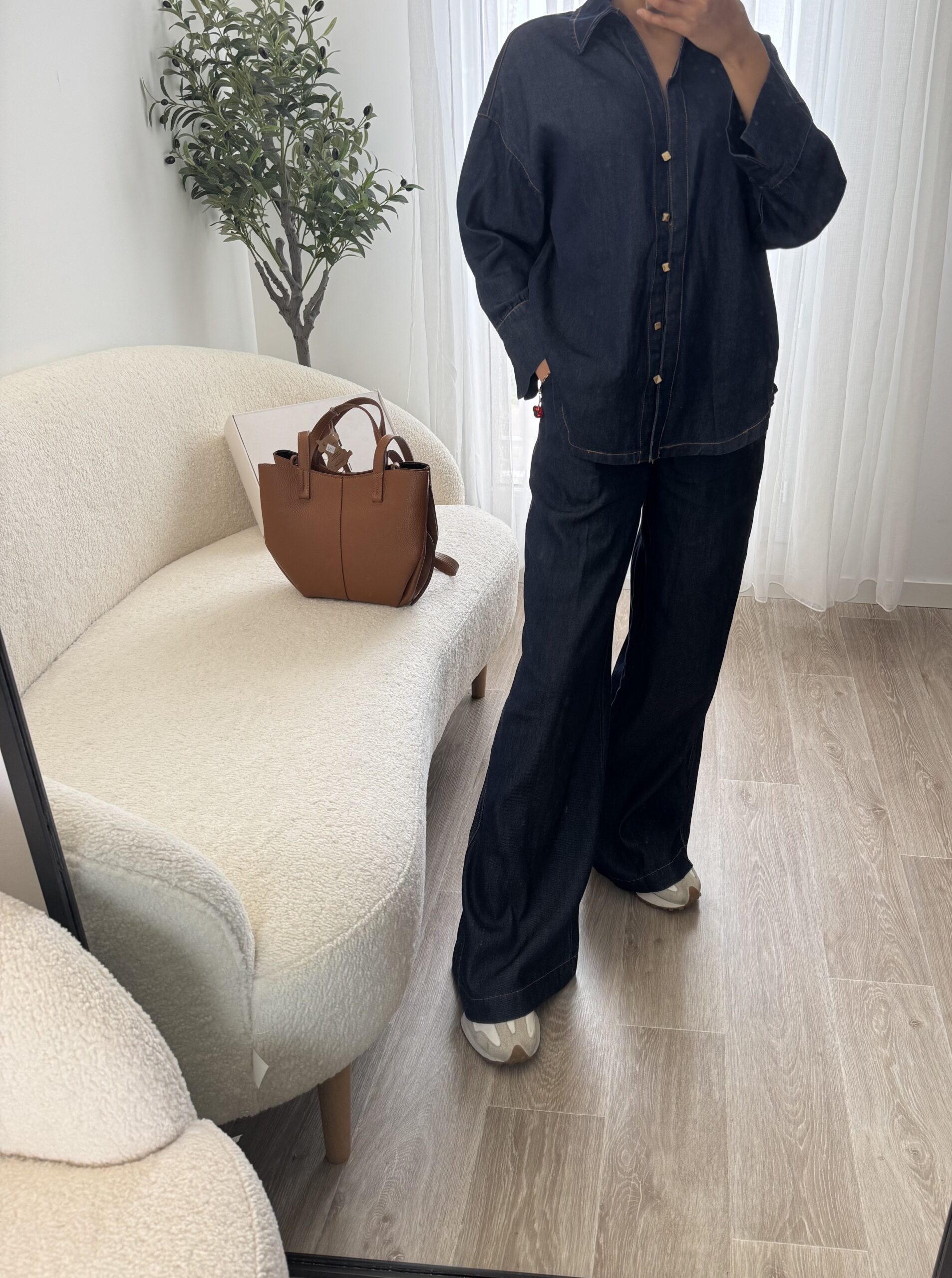 V’Line Denim – Image 5