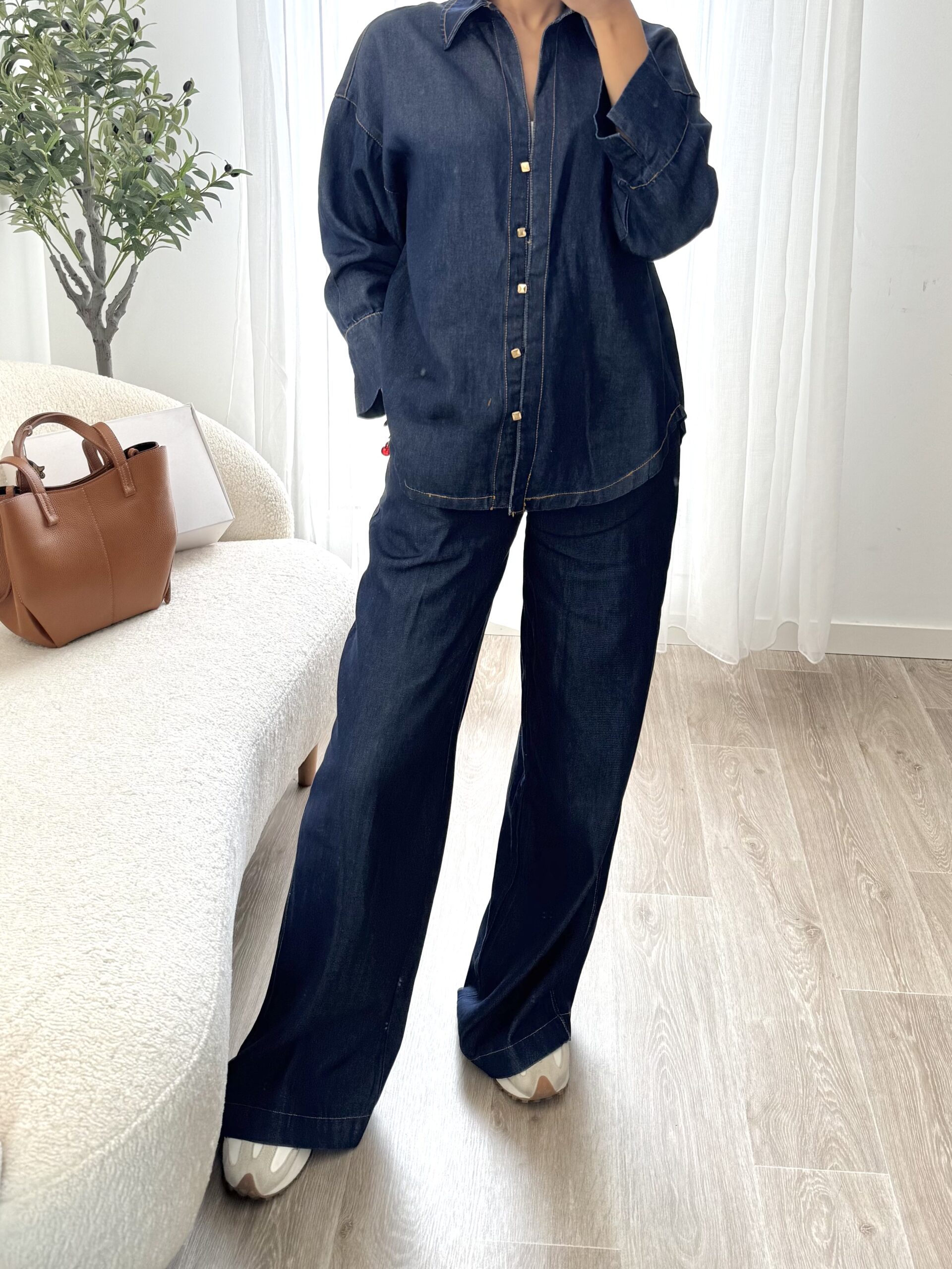 V’Line Denim