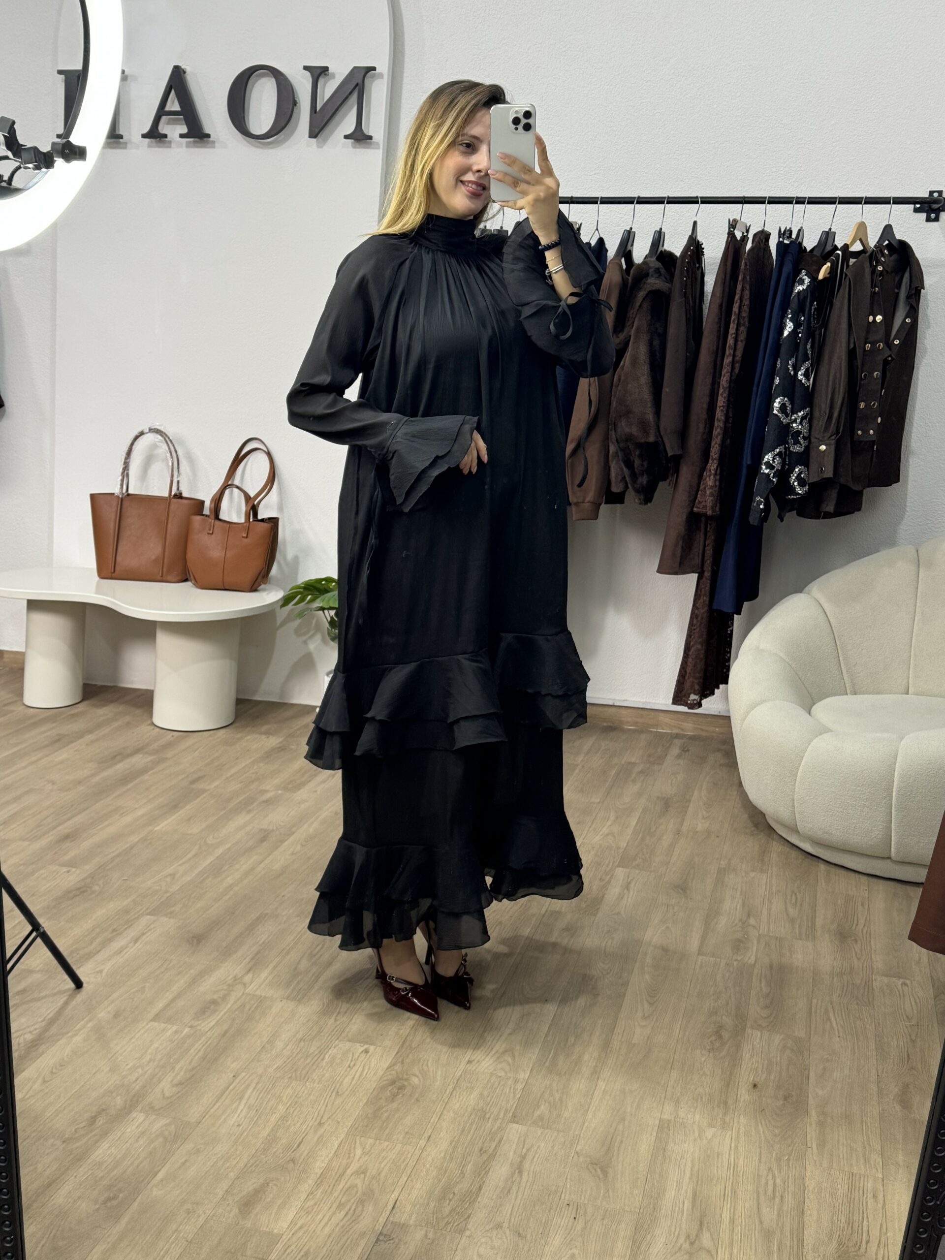 Robe Nuit Élégante – Image 3