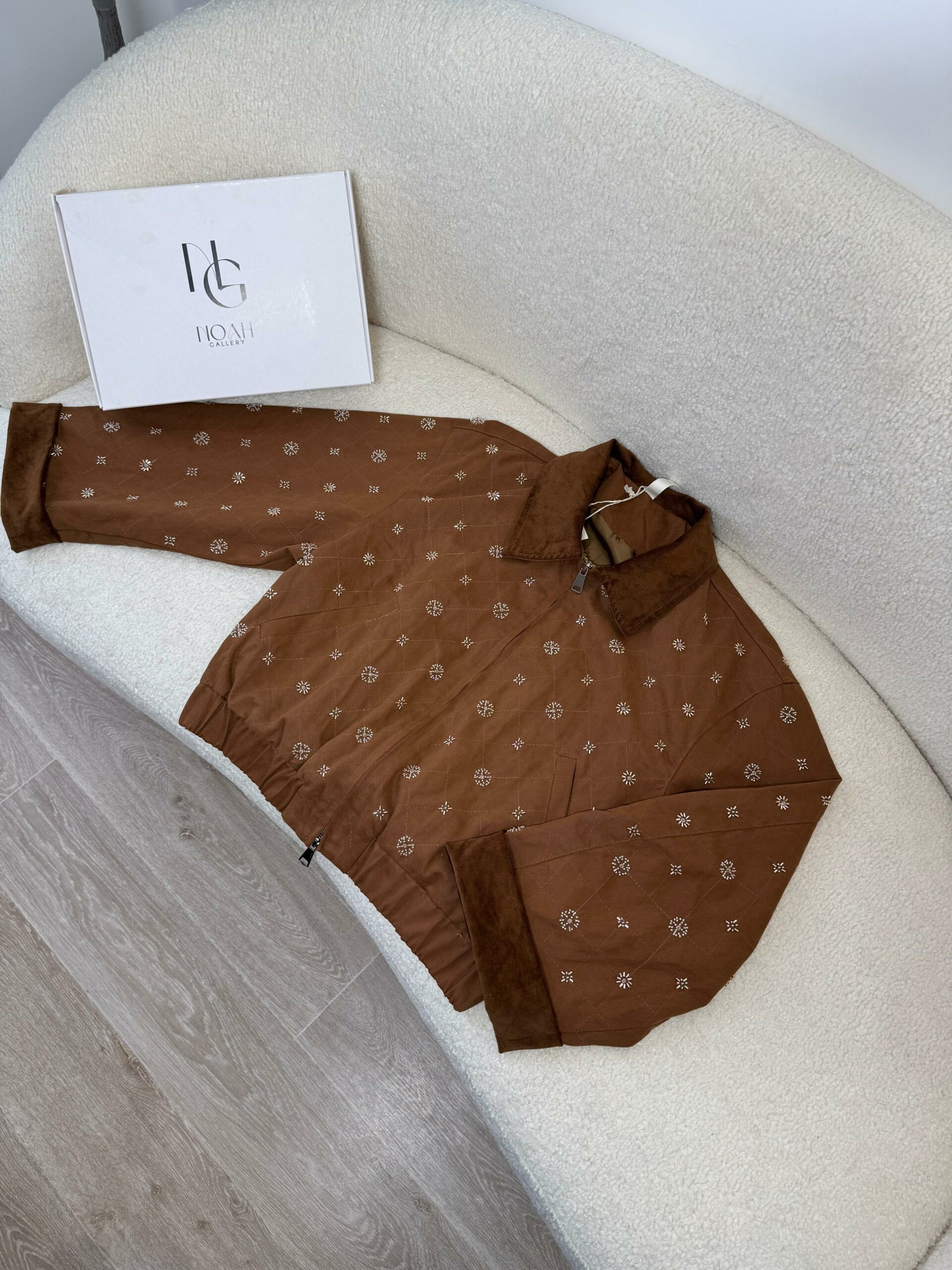Veste Caramel Étoilée – Image 5