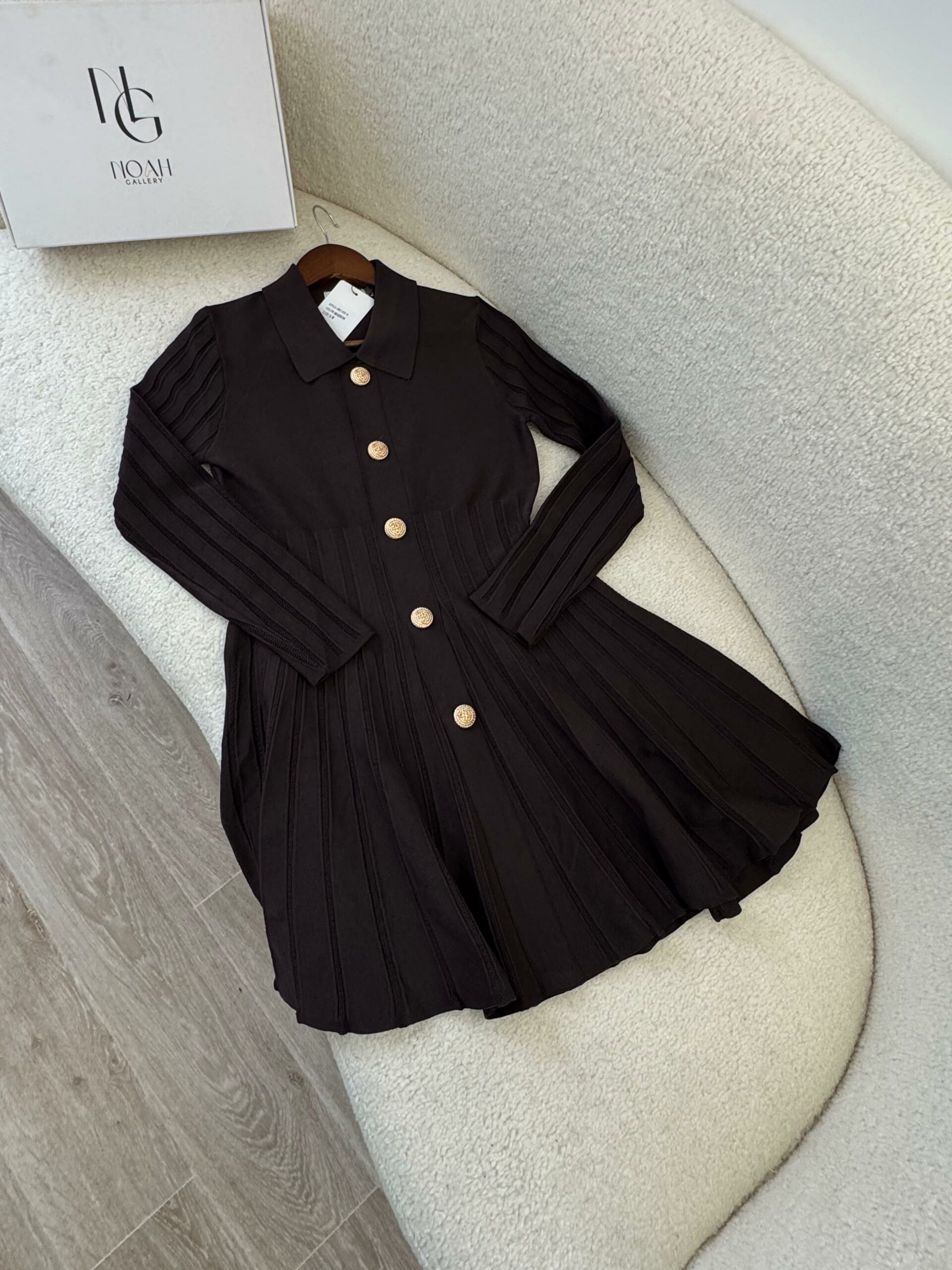 Robe Dark Brown Elegance – Image 6