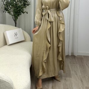 Robe longue satinée Élégance