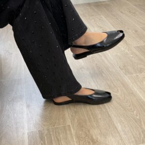 Mules Noir Élégance