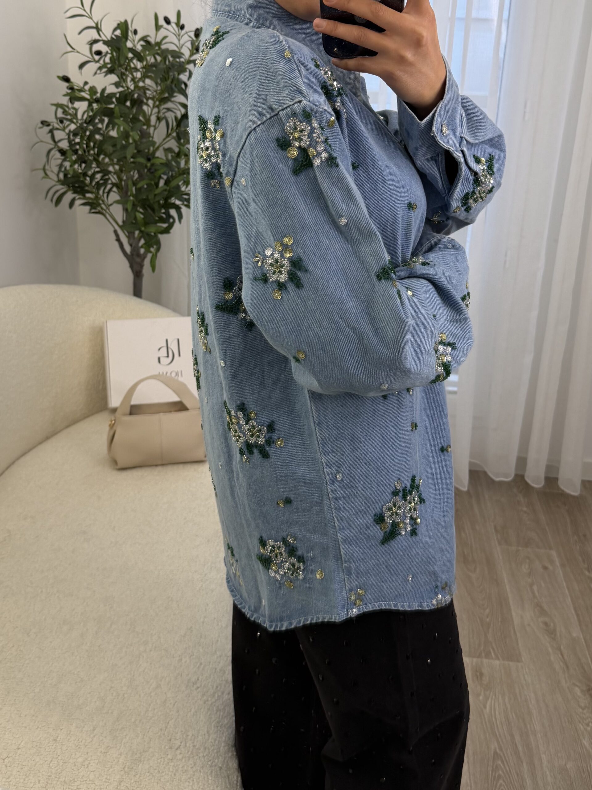 Surchemise Denim Élégance – Image 3