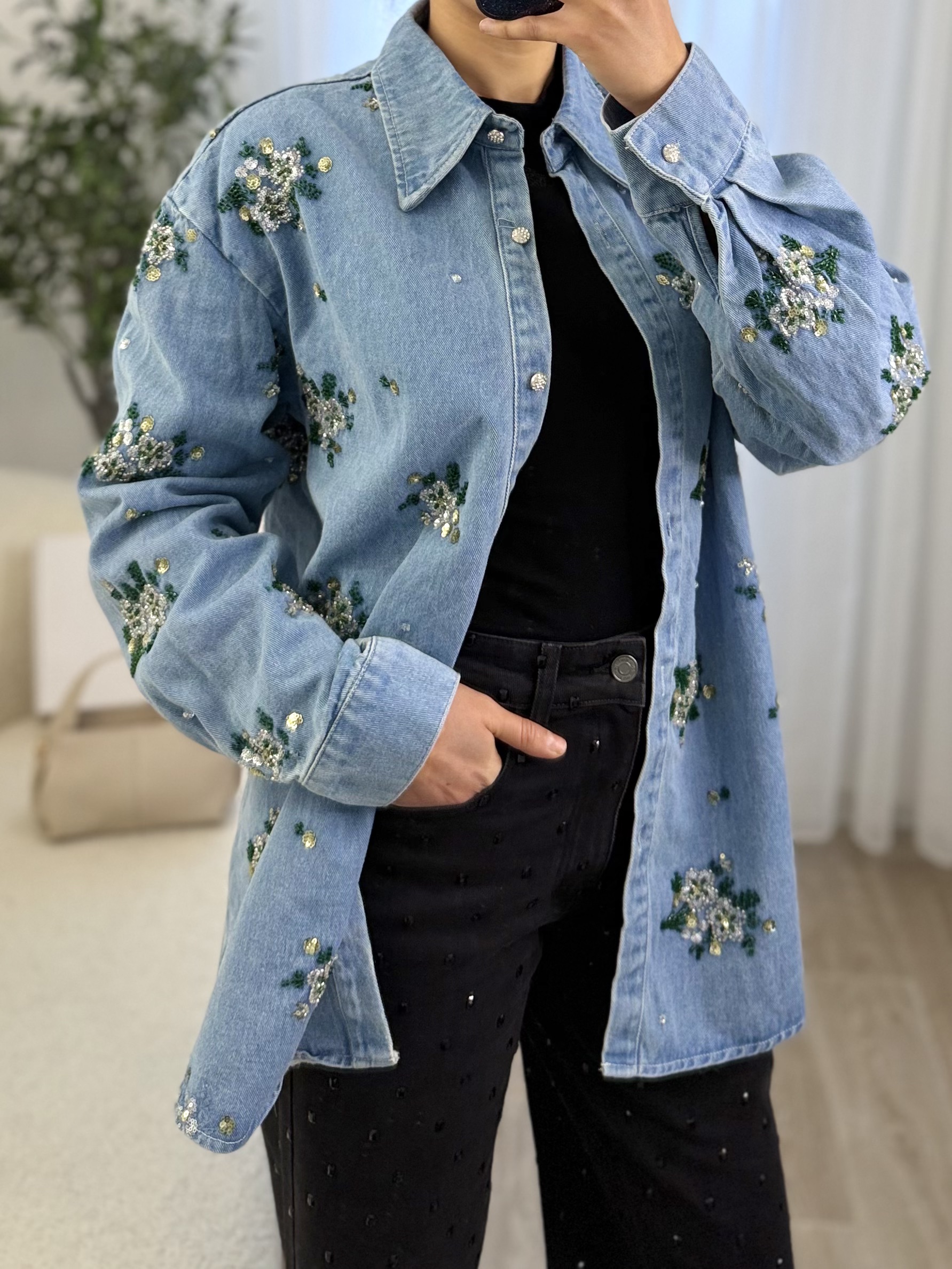 Surchemise Denim Élégance – Image 12
