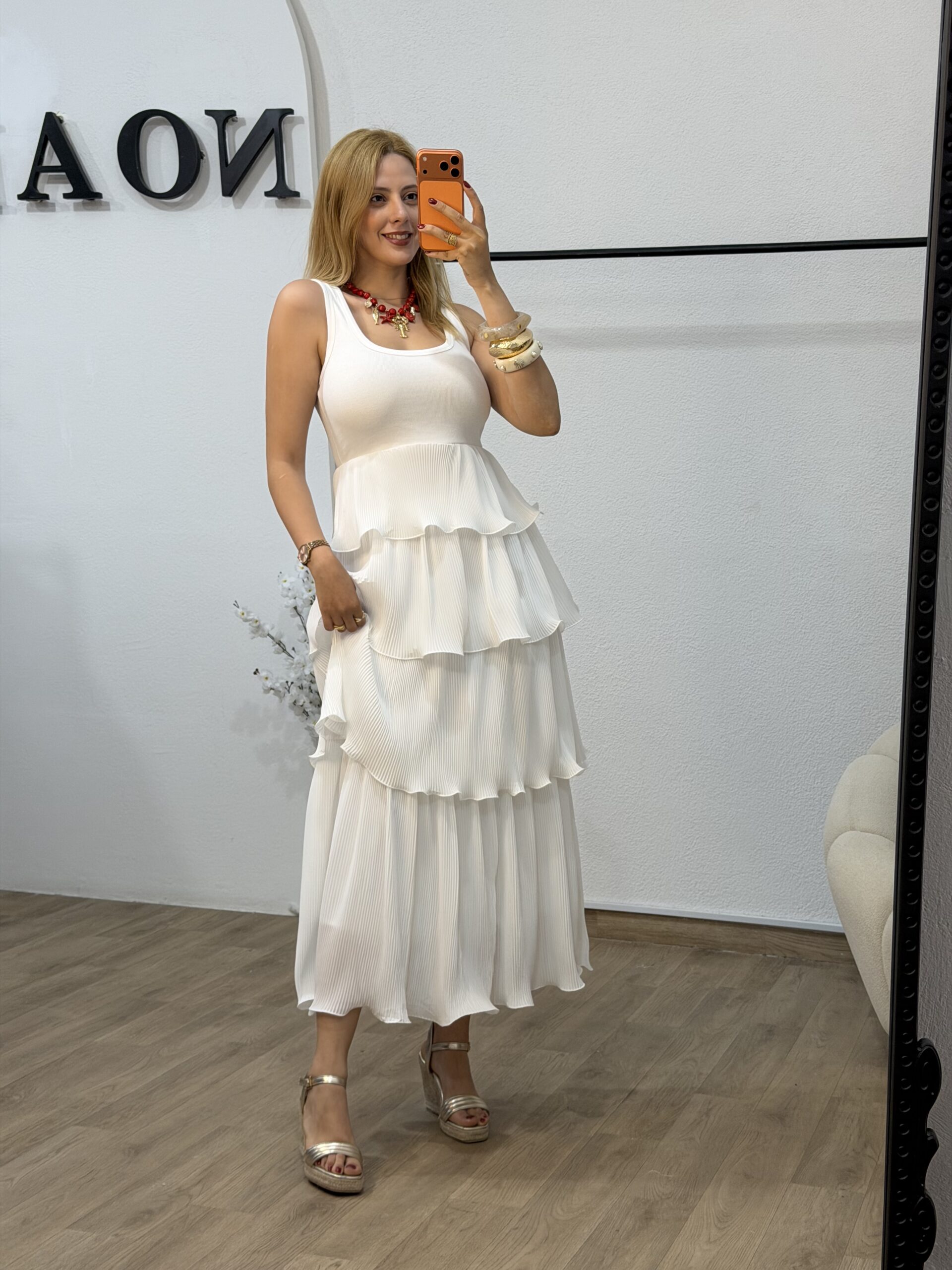 Robe Blanche Volante – Image 3