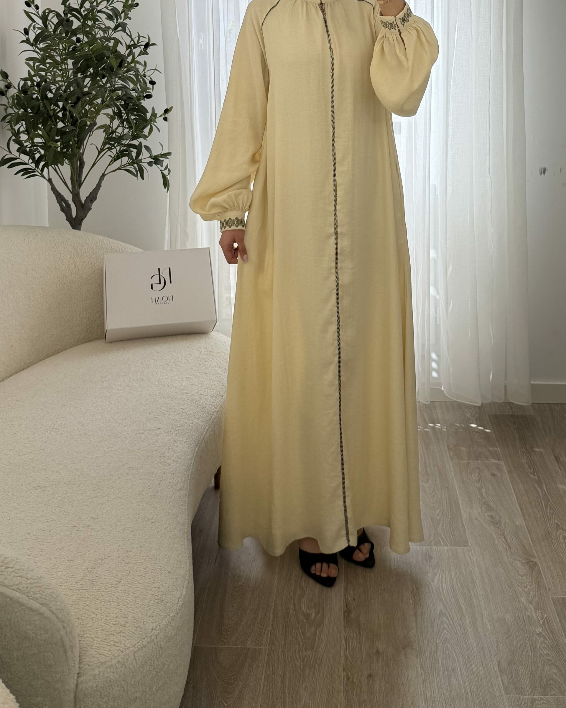 Robe Sahara - NOAH