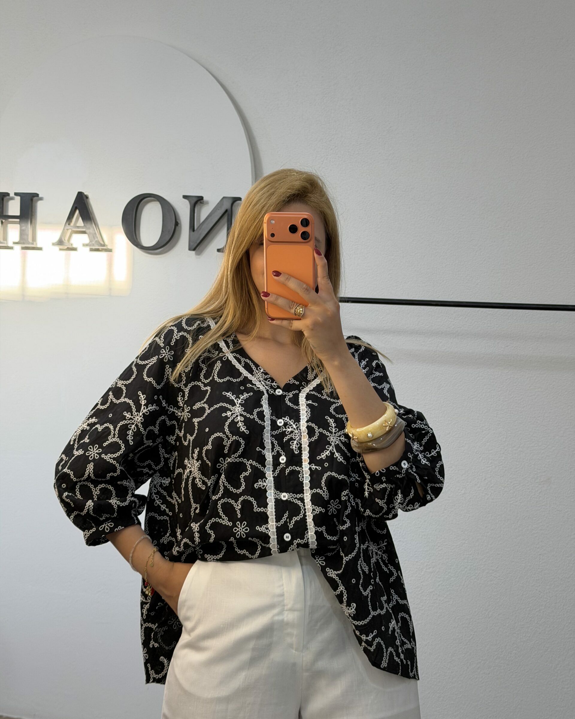 Chemise Broderie Noire - NOAH