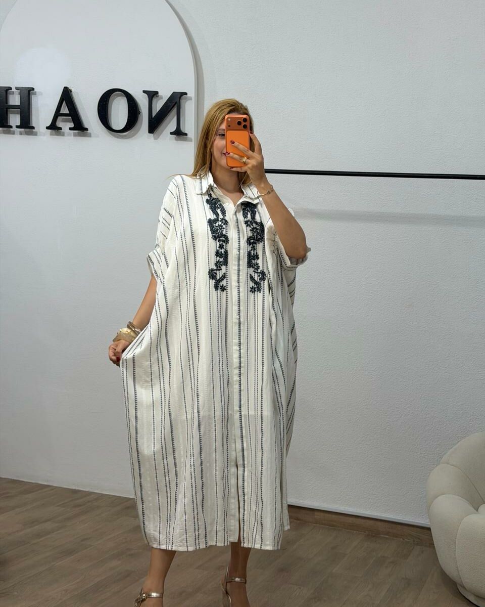 Robe Azur Brodée - NOAH